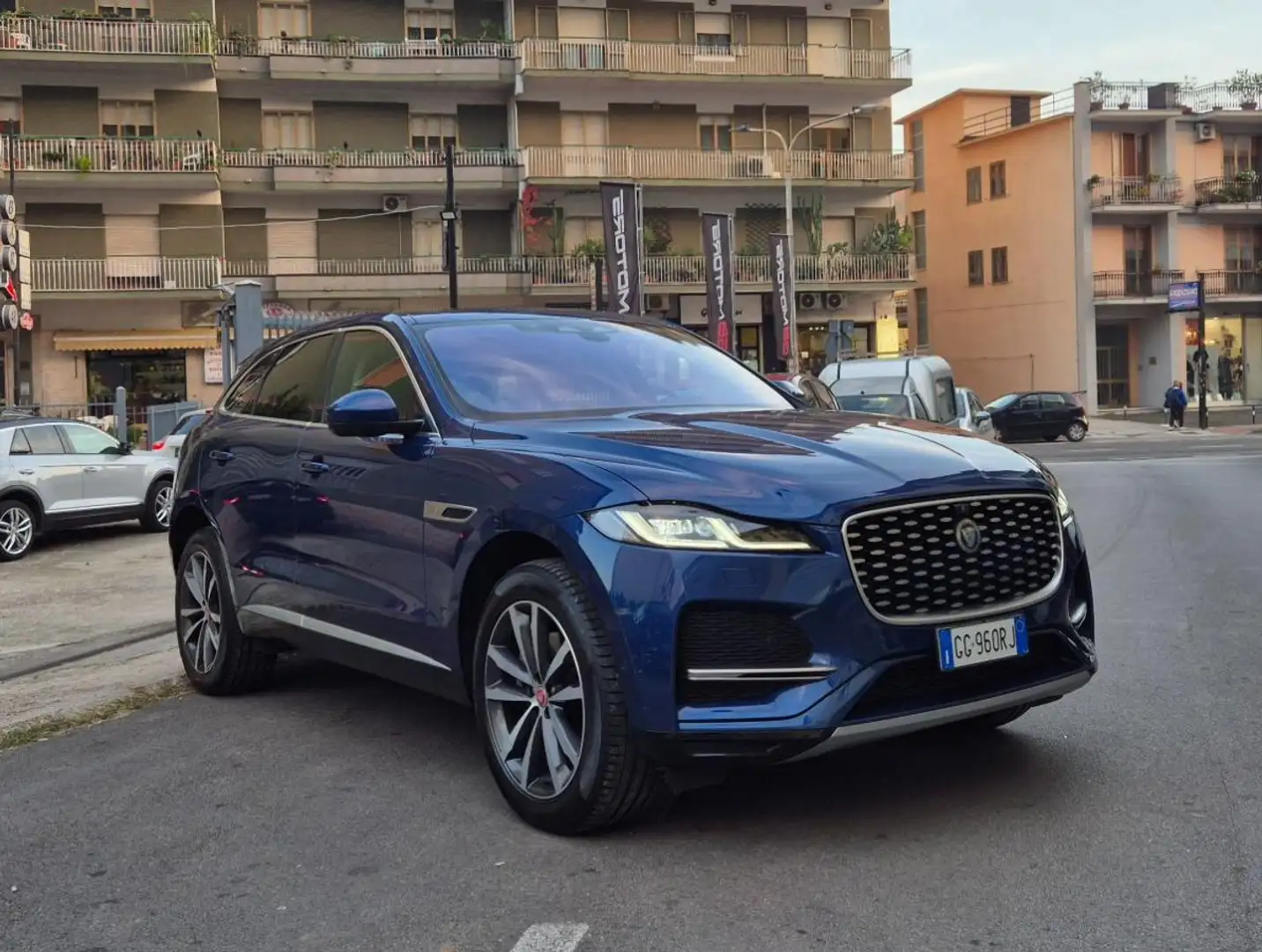 Jaguar F-Pace 2.0 D 204 cv AWD HSE Bianco - 1
