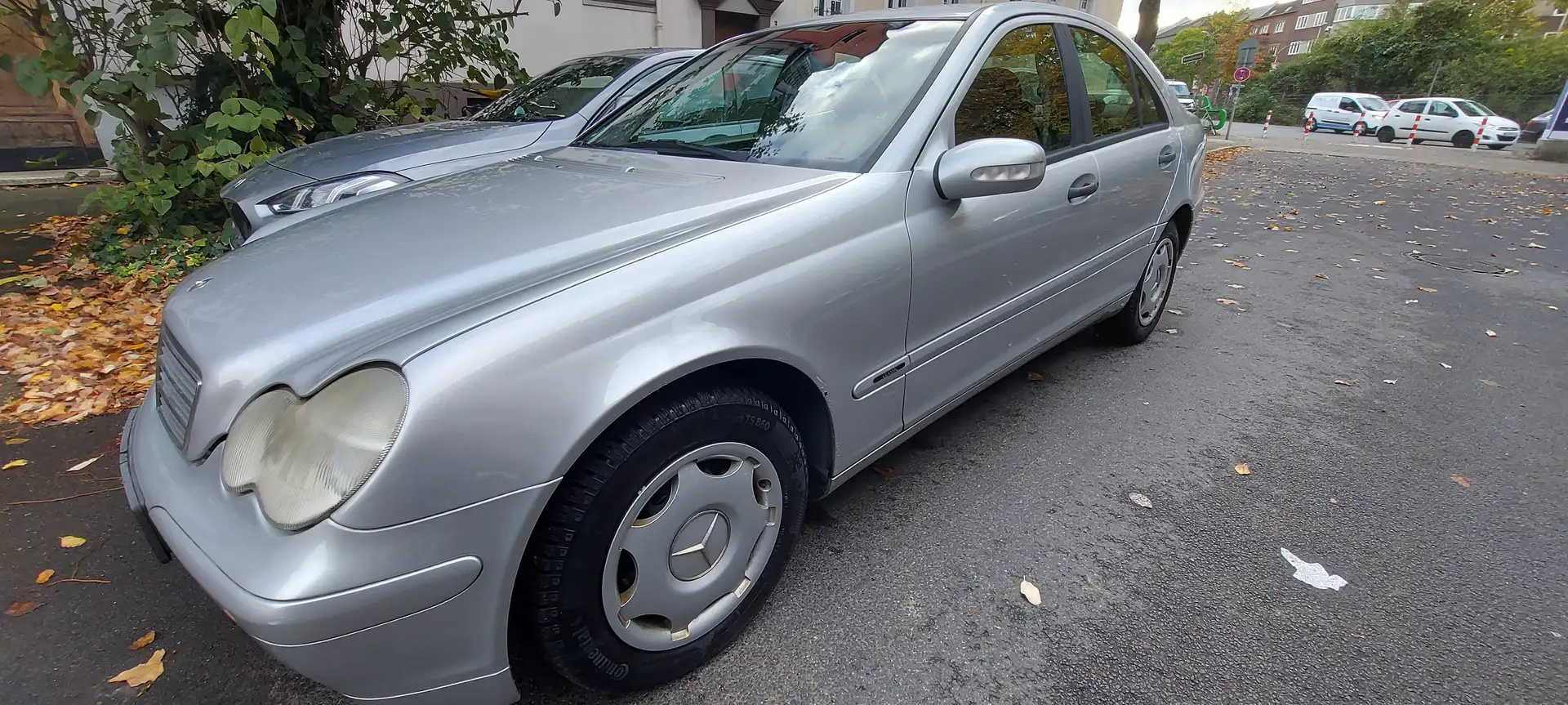 Mercedes-Benz C 180 C-Klasse Classic Silber - 2