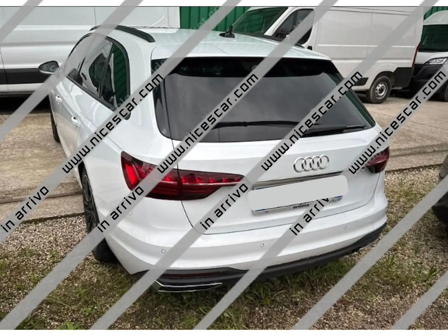 Audi A4 Avant 40 TDI S tronic Business Advanced Bianco - 2