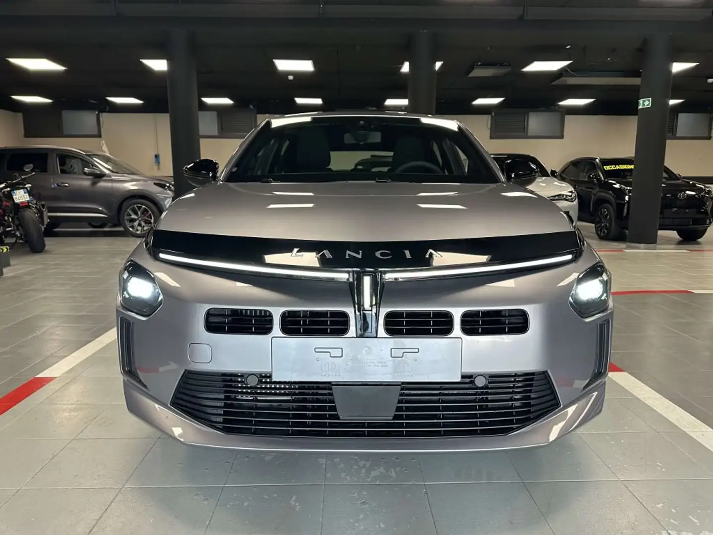 Lancia Ypsilon IV 2024 1.2 mhev 110cv e-dct Grigio - 2