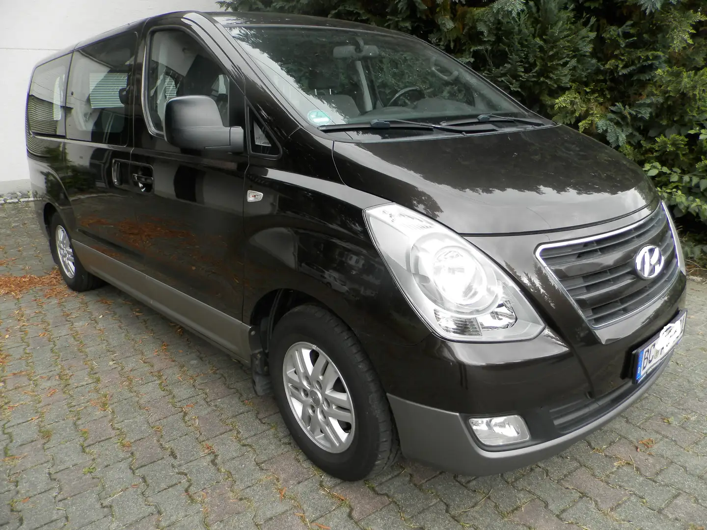 Hyundai H-1 H-1 2.5 CRDi Travel Trend Brown - 2