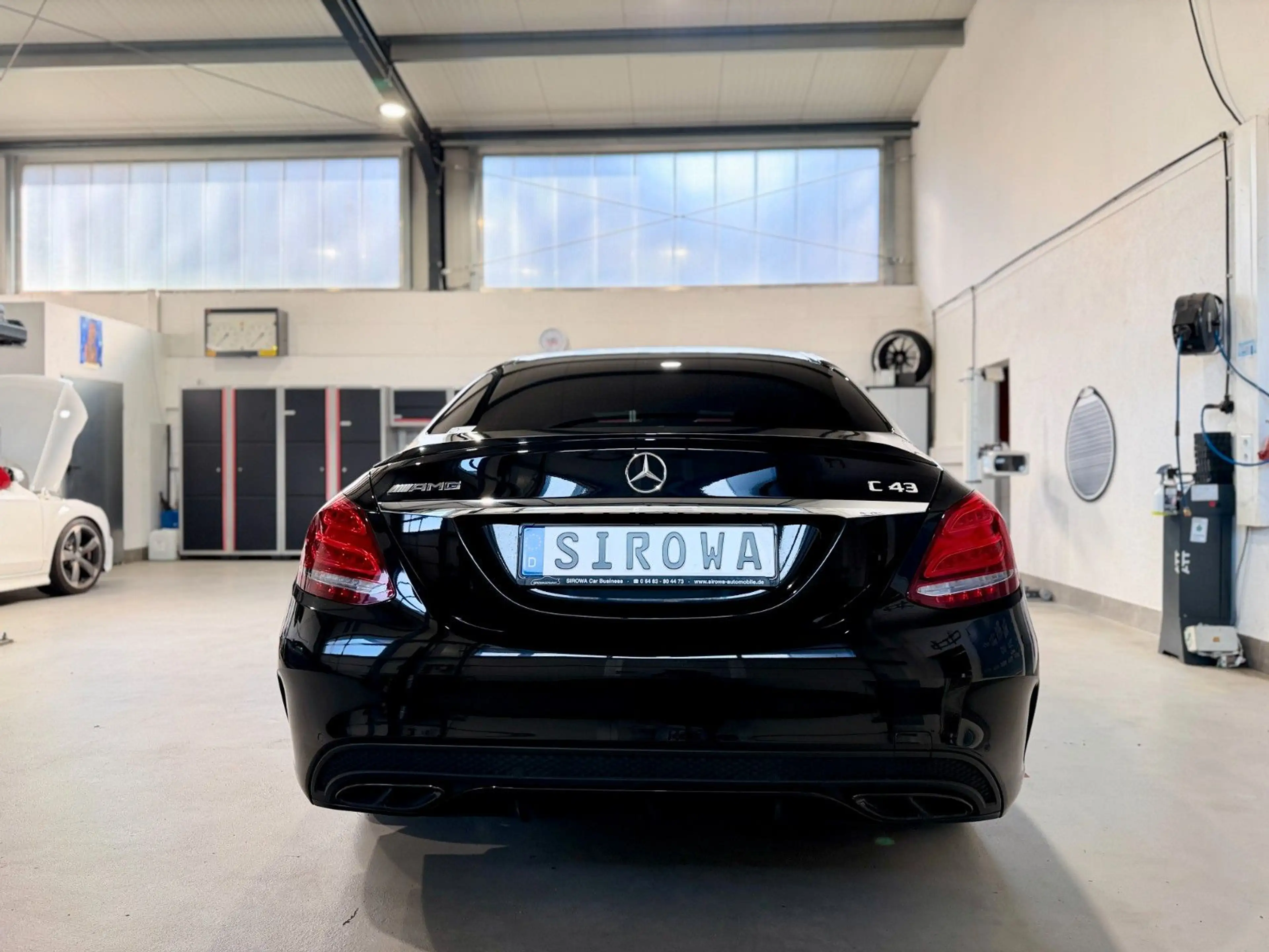 Mercedes-Benz C 43 AMG — photo 6