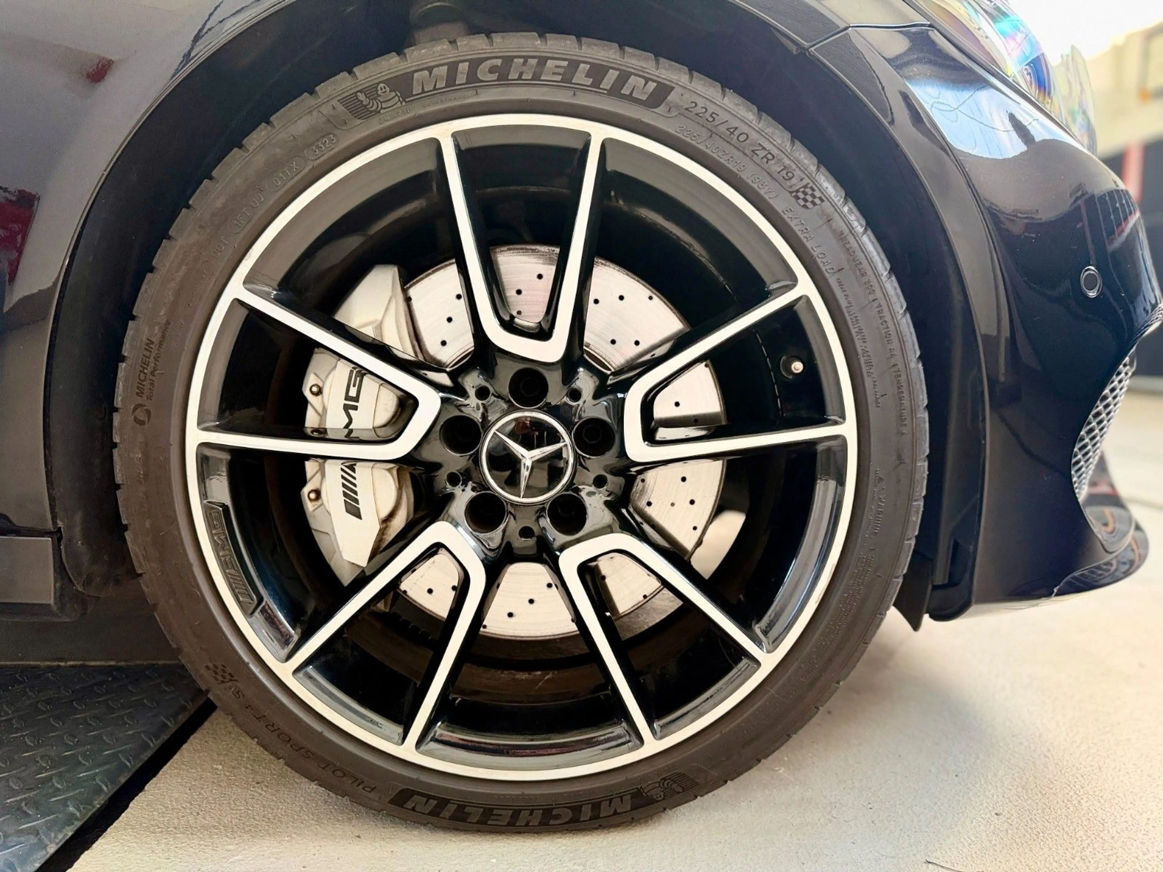 Mercedes-Benz C 43 AMG — photo 13