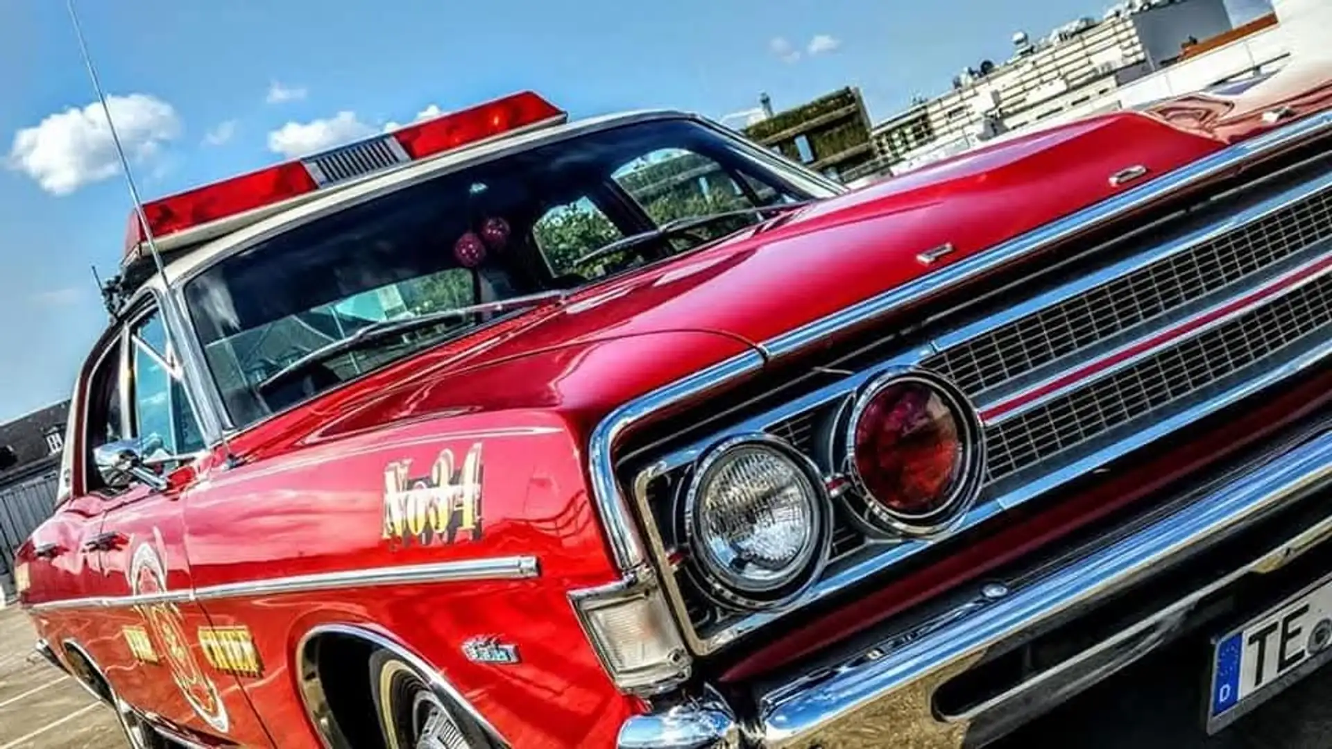 Ford Torino Fire Chief  Police Car Rot - 1