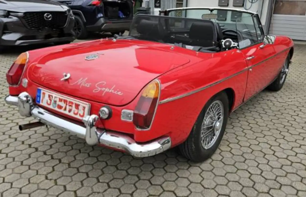 MG MGB Overdrive Chrom Roadster, foto 3