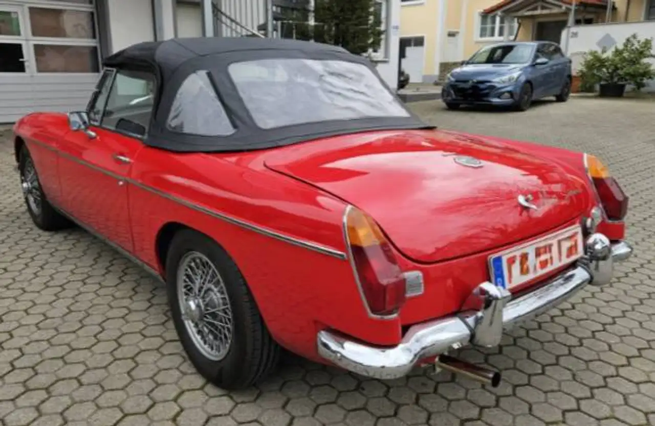 MG MGB Overdrive Chrom Roadster, foto 4