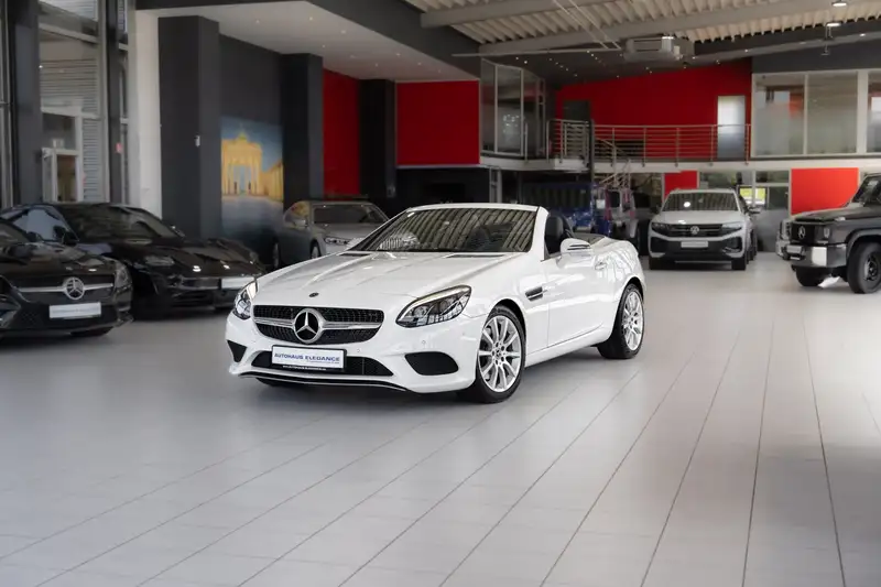 Annonce voiture d'occasion Mercedes-Benz SLC 300 - CARADIZE