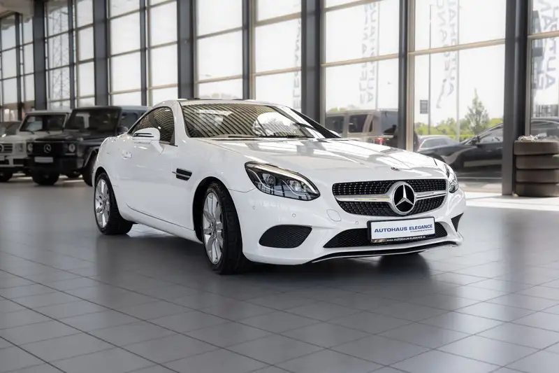 Annonce voiture d'occasion Mercedes-Benz SLC 300 - CARADIZE