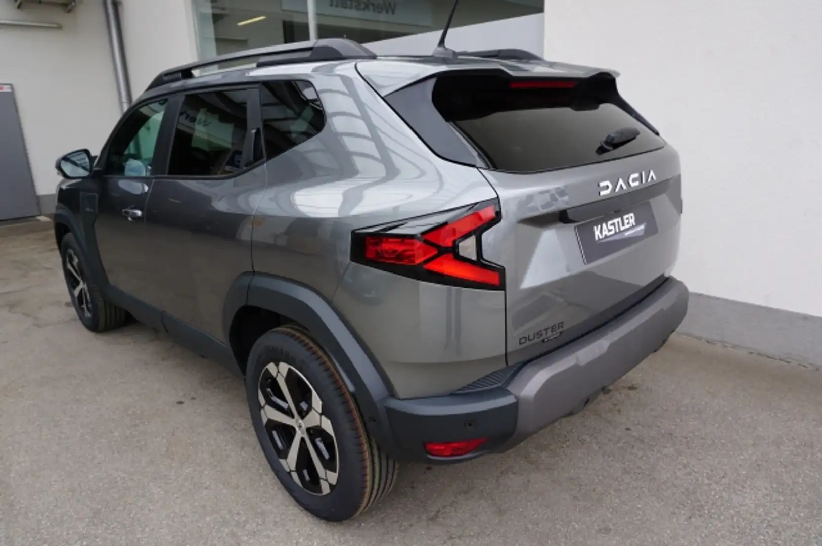 Dacia Duster Duster Journey 4x2  Mild Hybrid 130 Grau - 1