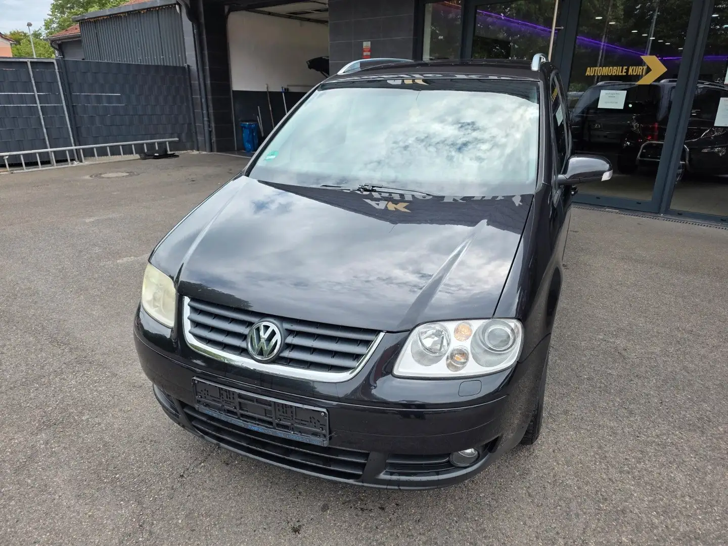 Volkswagen Touran Highline 7.Sitzer Sitzheizung Klima AHK Schwarz - 2