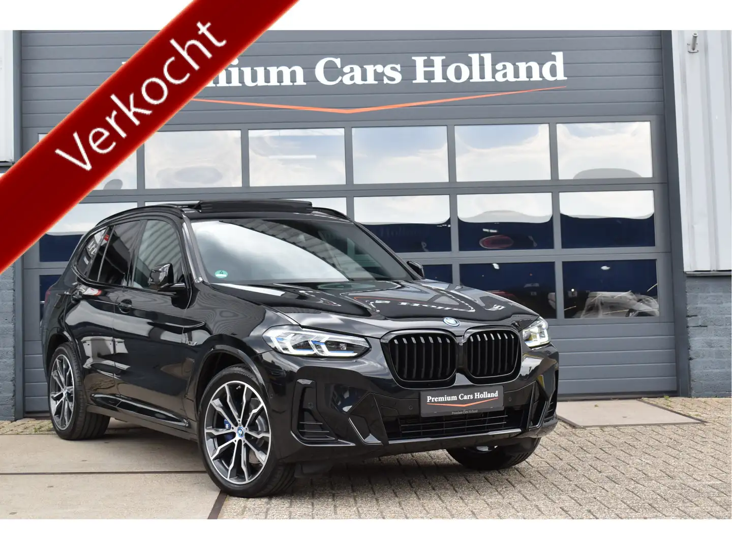 BMW X3 xDrive30e M-Sport 292 Pk Pano Trekhaak Shadow Line Noir - 1