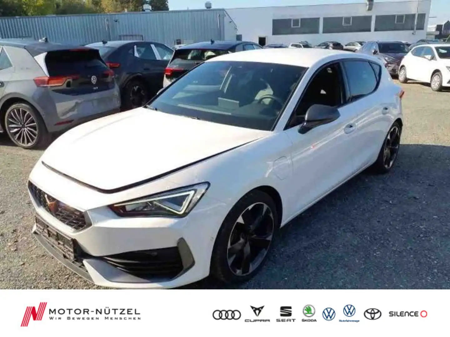 CUPRA Leon 1.4 eHYBRID LED+NAV+ACC+DCC+APP+SHZ+RFK+19" Weiß - 1