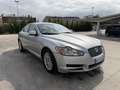 Jaguar XF 2.7D V6 Premium Luxury Aut. - thumbnail 2