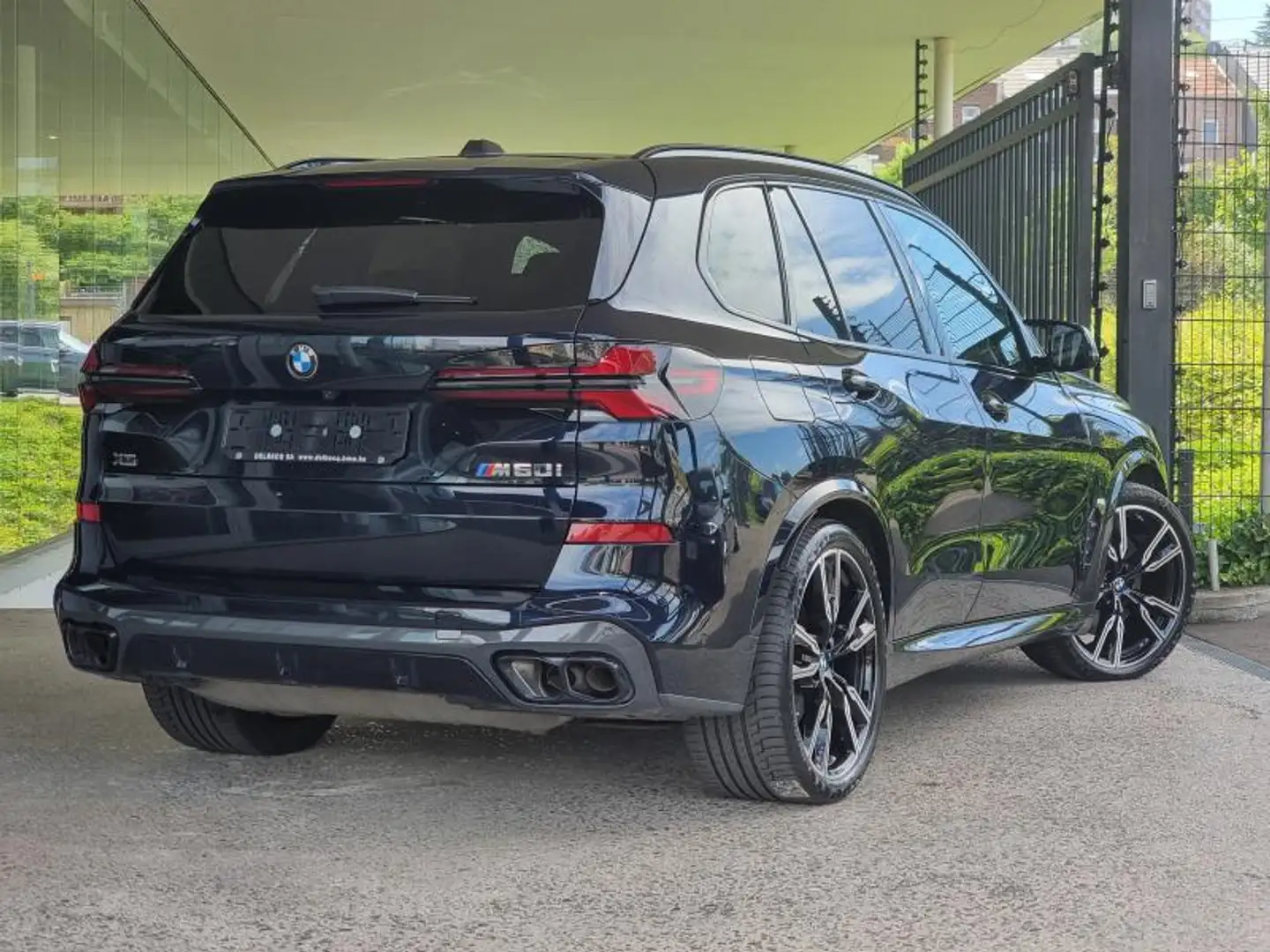 BMW X5 M60i Zwart - 2