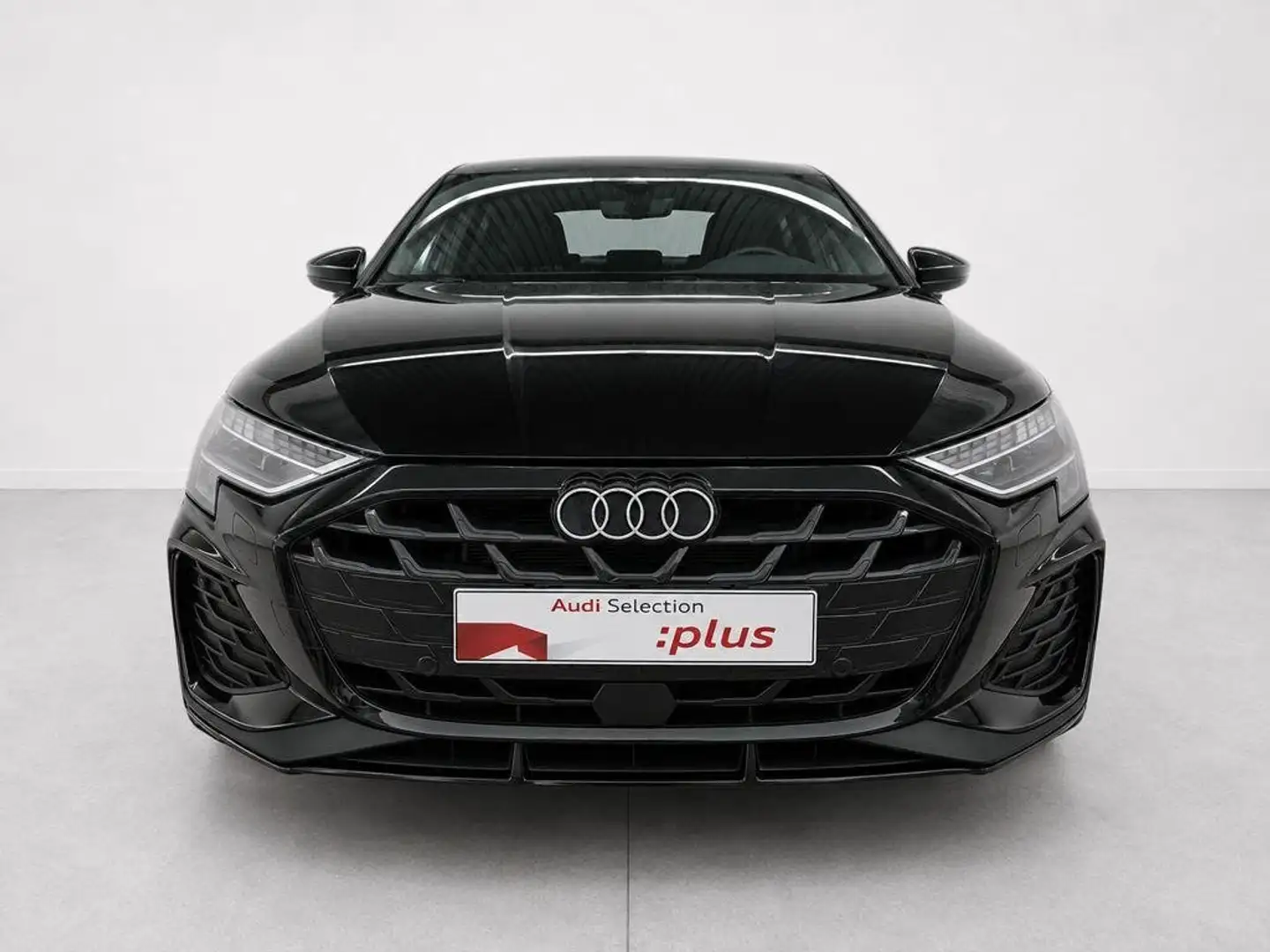 Audi A3 Sedán TFSI S line S tronic 110kW Negro - 2