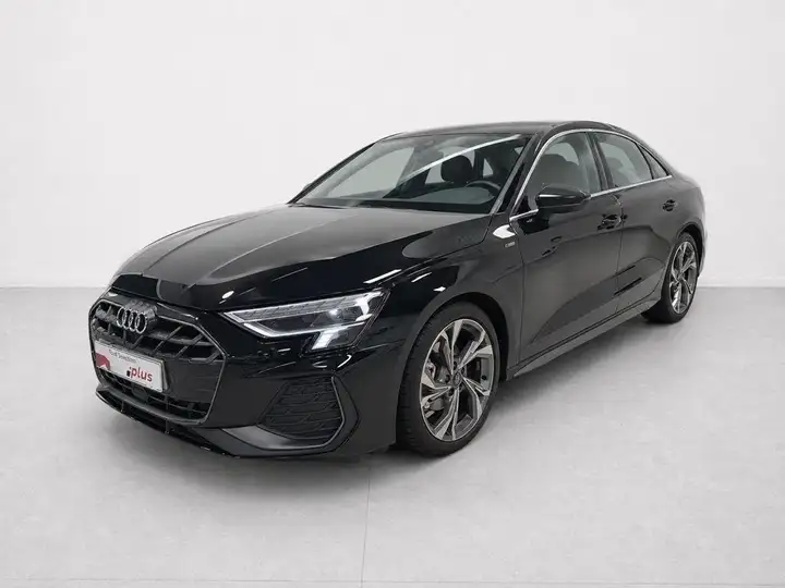 Audi A3 Sedan 35 TFSI S line S Tronic 2025