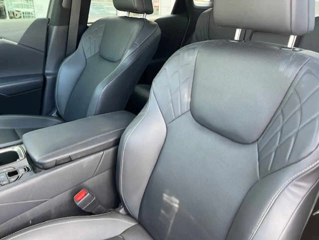 Lexus RX photo Lexus RX