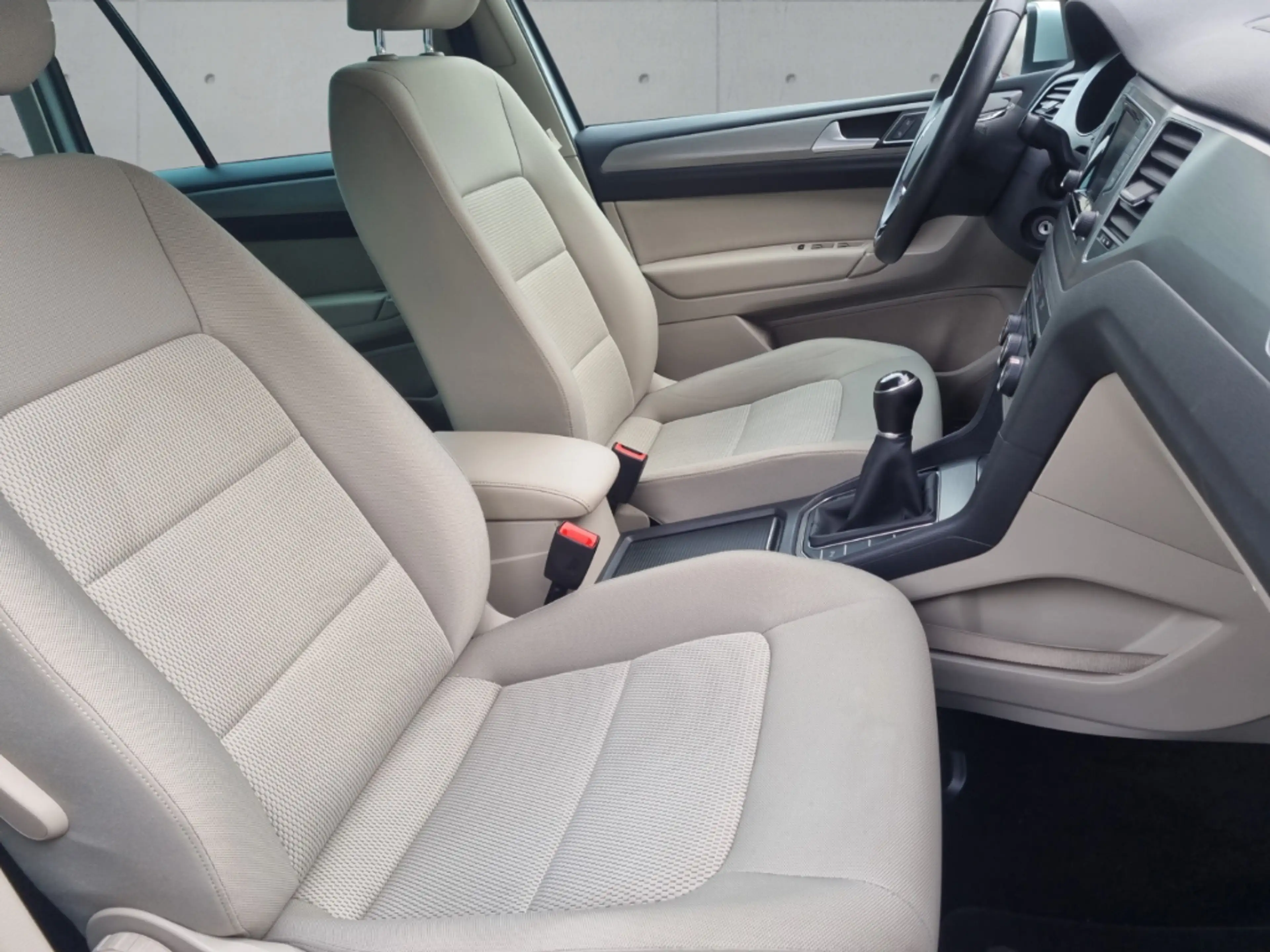 Volkswagen Golf Sportsvan 1.4 VII Comfortline* El. Panodach Sperrdiff. 3-Zon — photo 9
