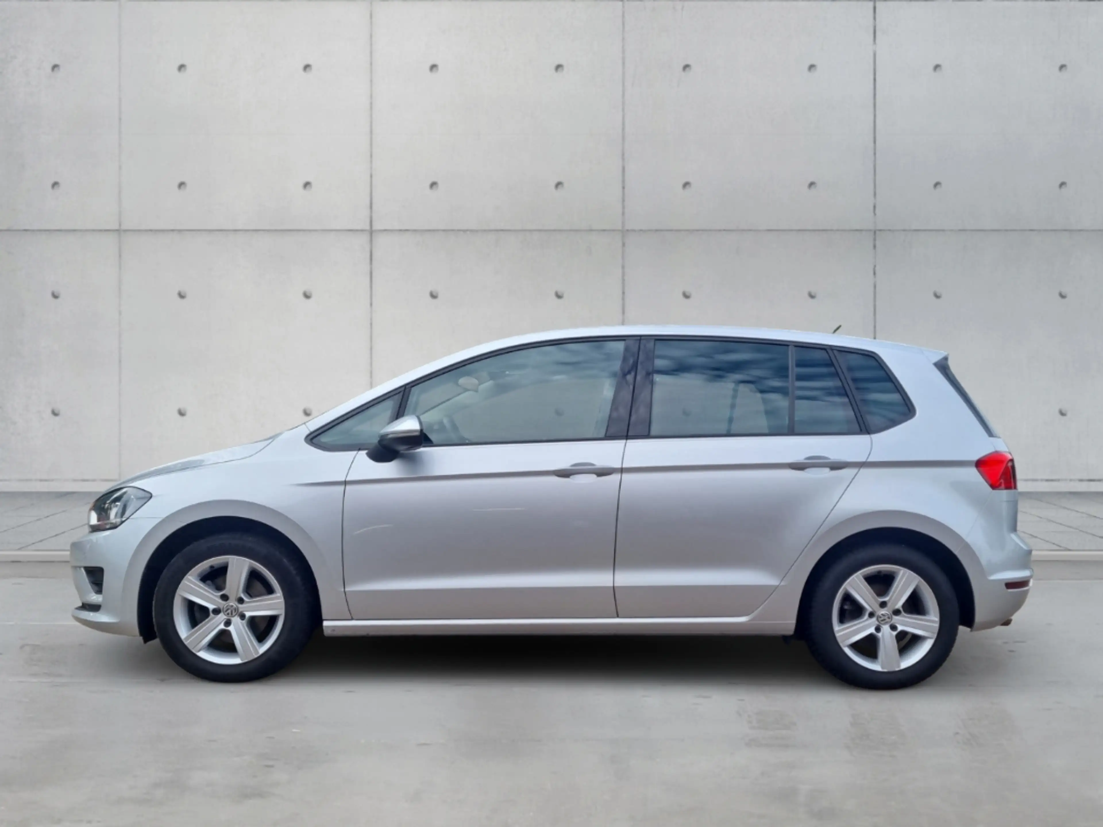 Volkswagen Golf Sportsvan 1.4 VII Comfortline* El. Panodach Sperrdiff. 3-Zon — photo 3