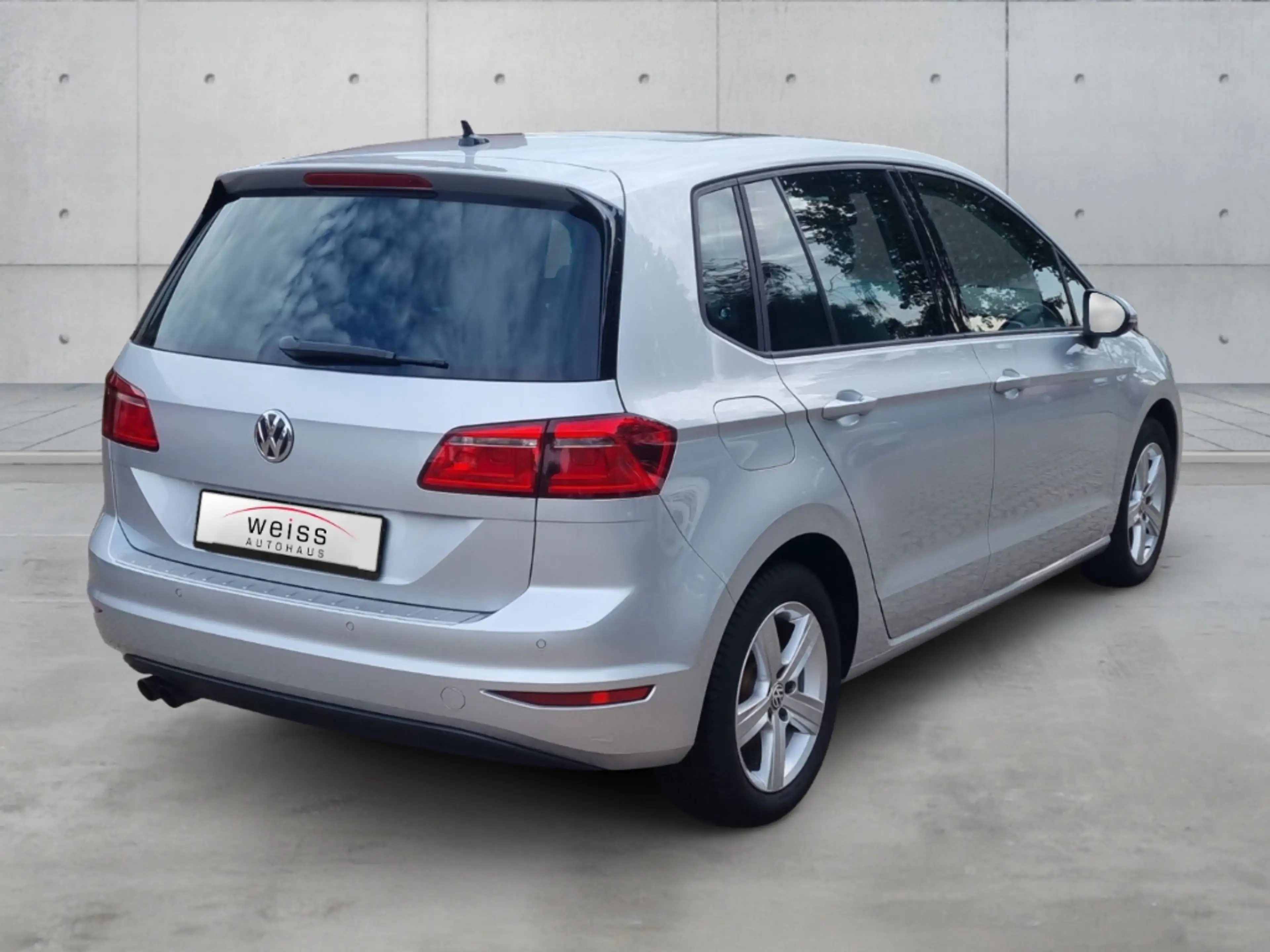 Volkswagen Golf Sportsvan 1.4 VII Comfortline* El. Panodach Sperrdiff. 3-Zon — photo 2