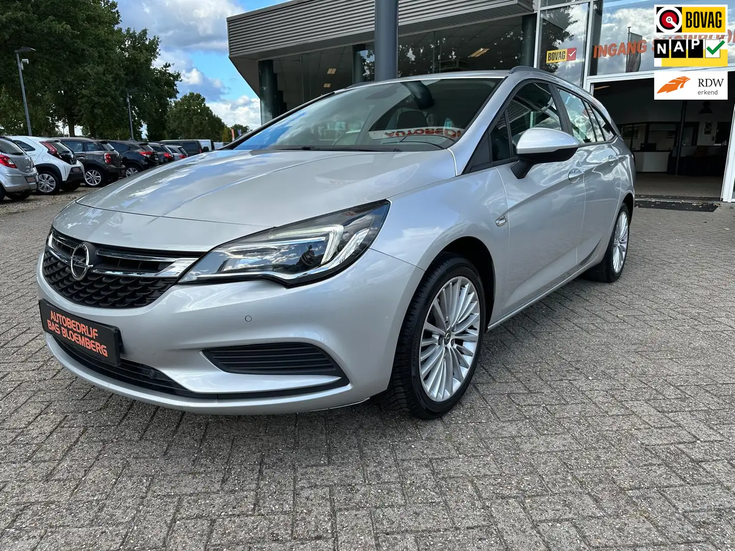 Opel Astra Sports Tourer 1.6 CDTI Innovation, Navi, Pdc, Trek Grijs - 1