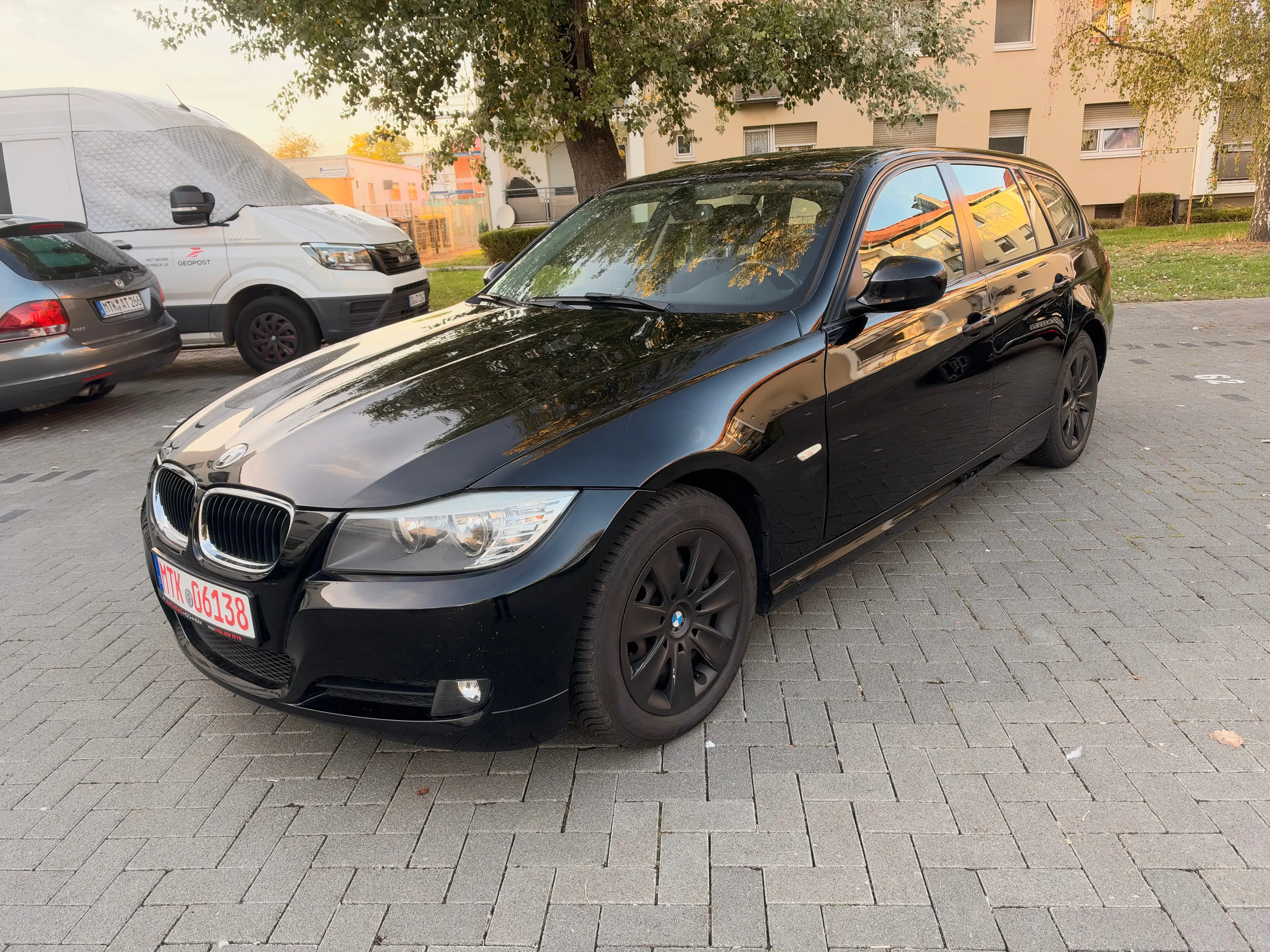 BMW 318 318 i TÜV NEU Kamera Allwetterreifen — photo 2