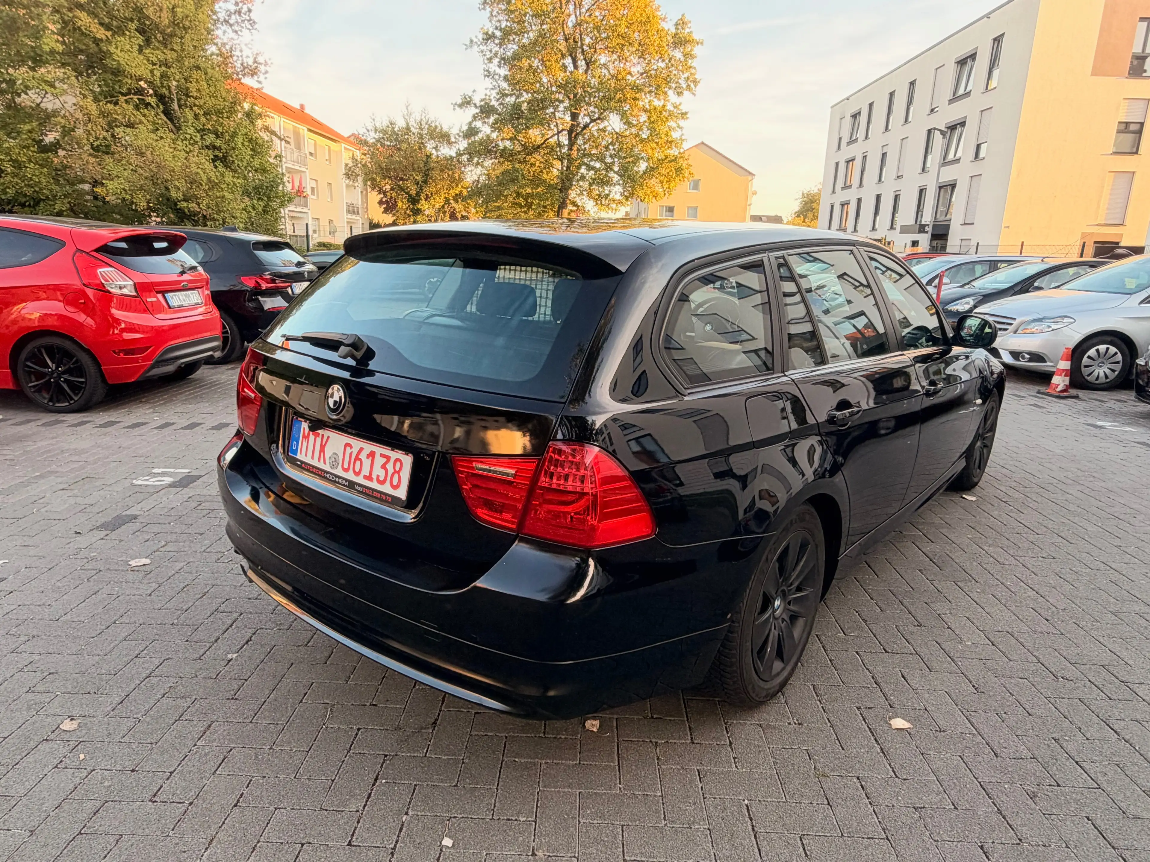 BMW 318 318 i TÜV NEU Kamera Allwetterreifen — photo 7