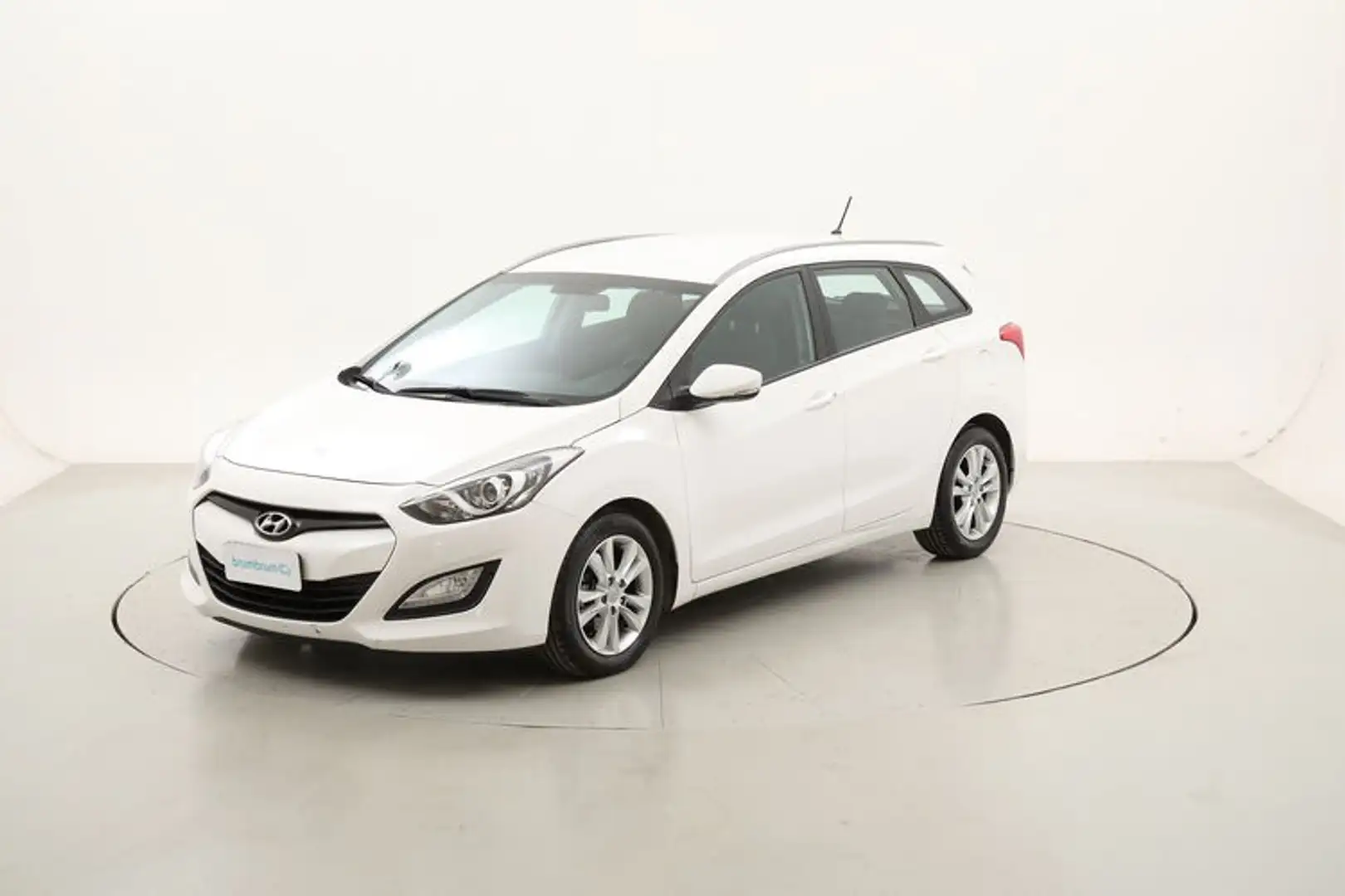 Hyundai i30 Wagon Comfort 1.6 Diesel 110CV Bianco - 1