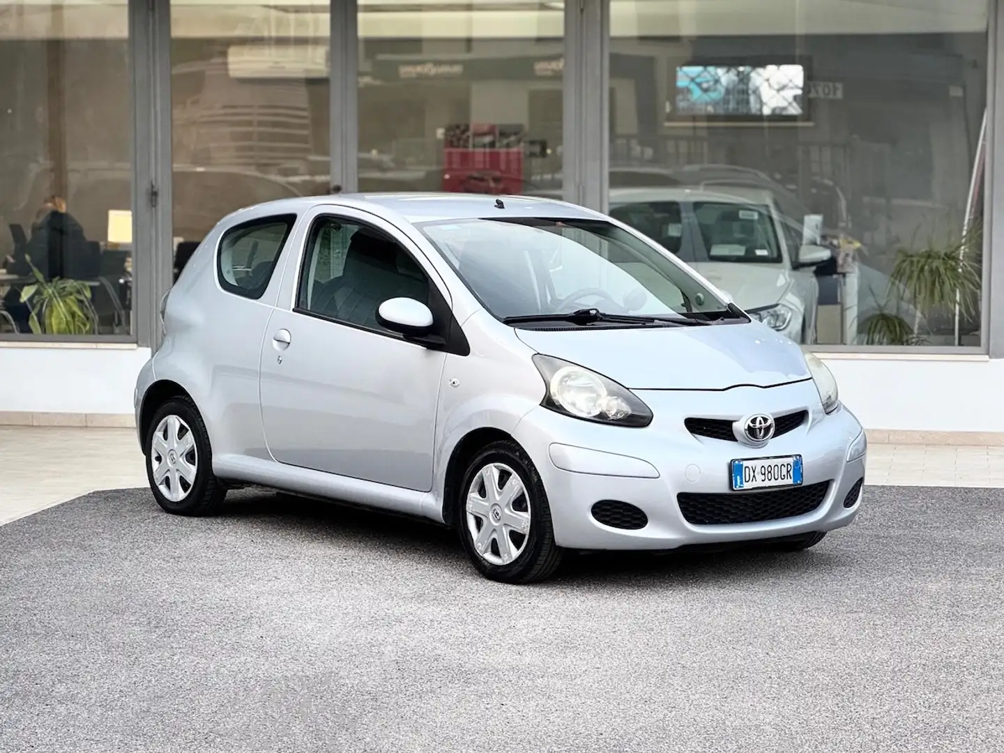 Toyota Aygo 1.0 Benzina 68CV Neo. - 2009 Argento - 1