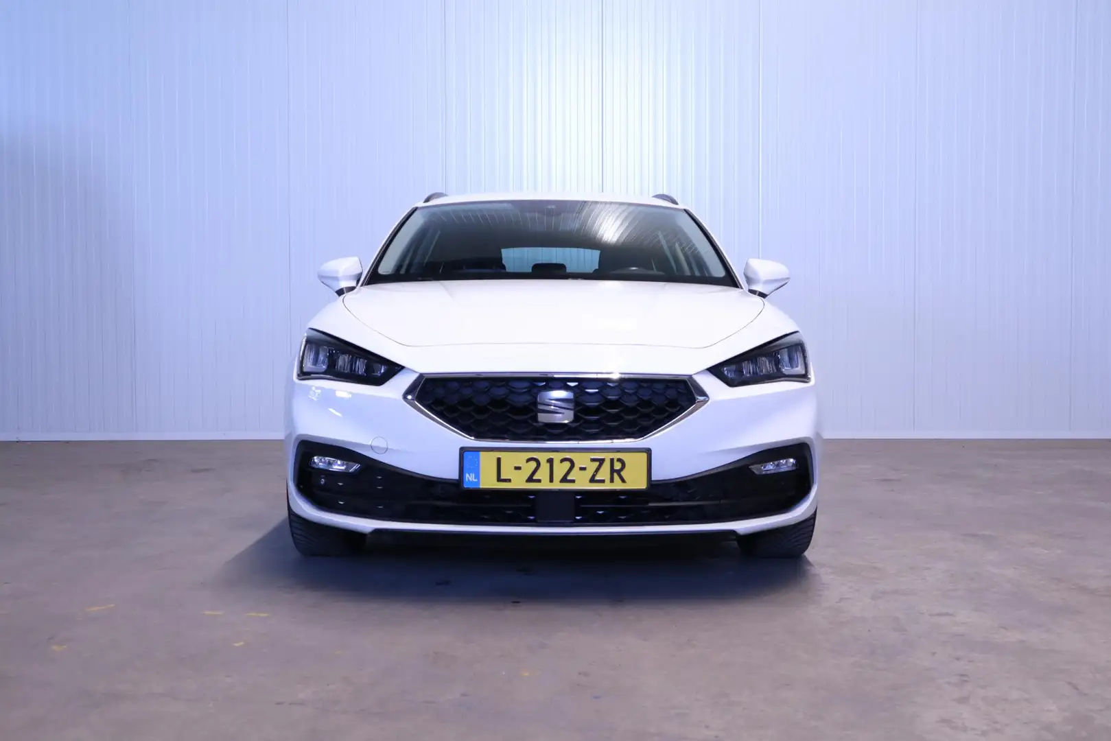 SEAT Leon Sportstourer 1.0 TSI Style Business Intense Blanco - 2