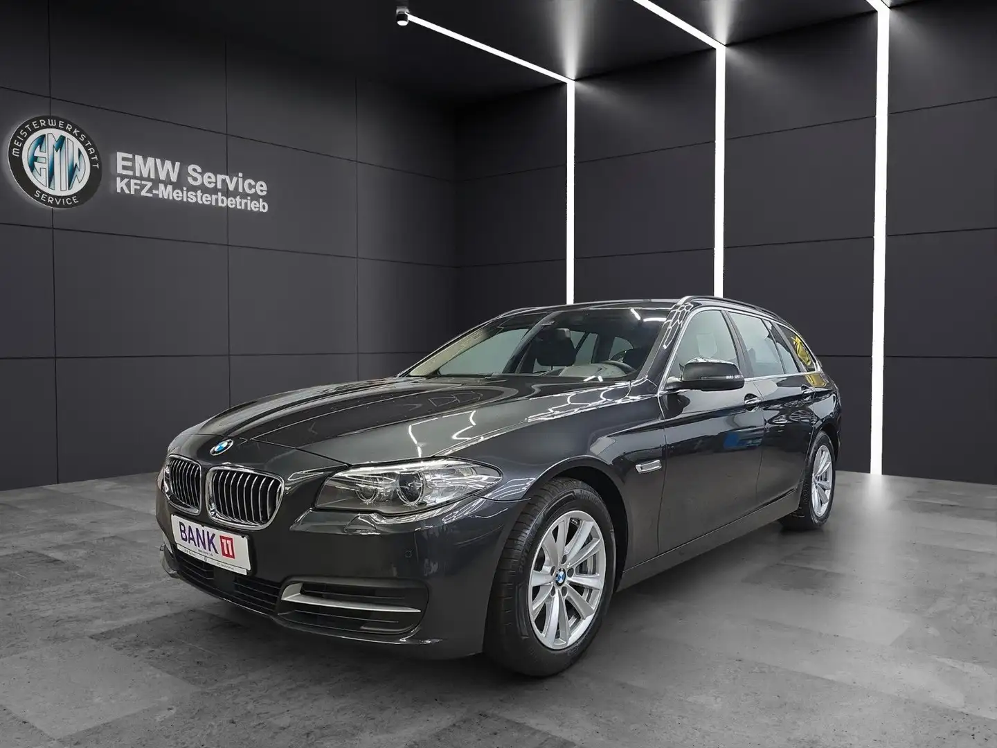 BMW 520 d Aut. F11 Steuerkette geprüft AHK H&K HUD Grau - 1