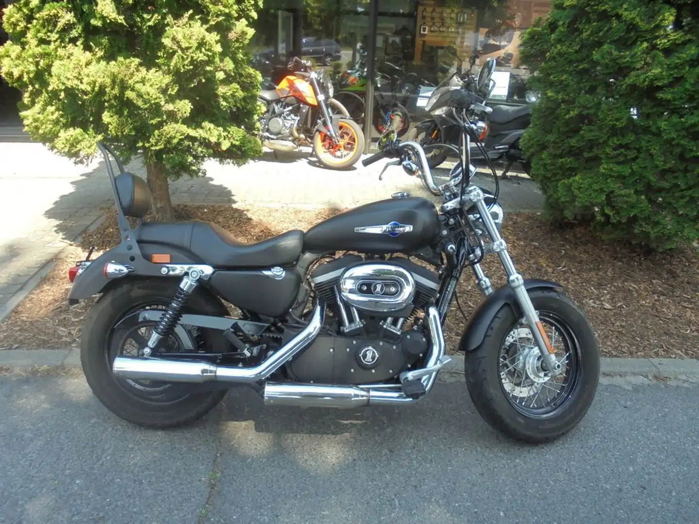 Harley-Davidson XL 1200 B Schwarz - 2