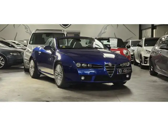 Alfa Romeo Spider 3.2 V6 Q4 / Distribution neuve/ Factures