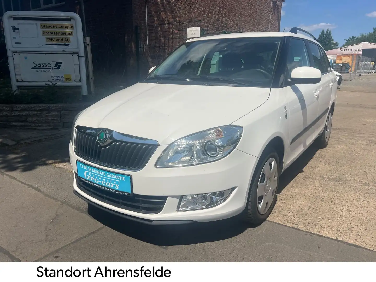 Skoda Fabia Combi Ambition Style Climatronic+Tempomat Weiß - 1