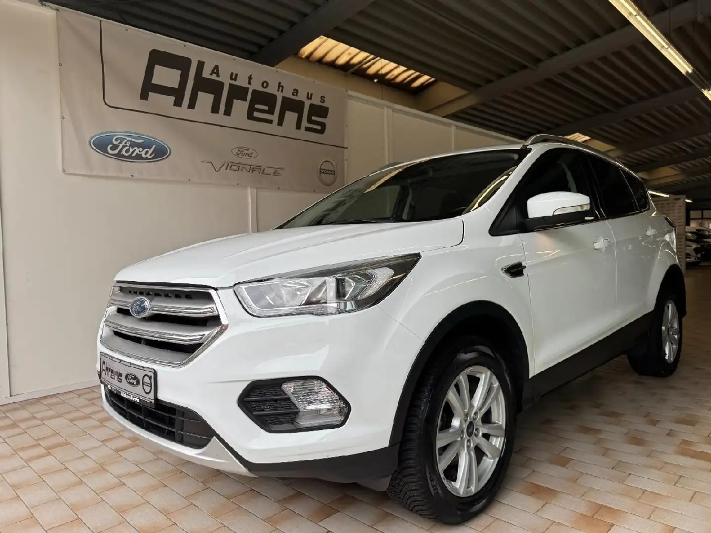 Ford Kuga Cool & Connect *Kamera-Sicht-Paket* Blanc - 1