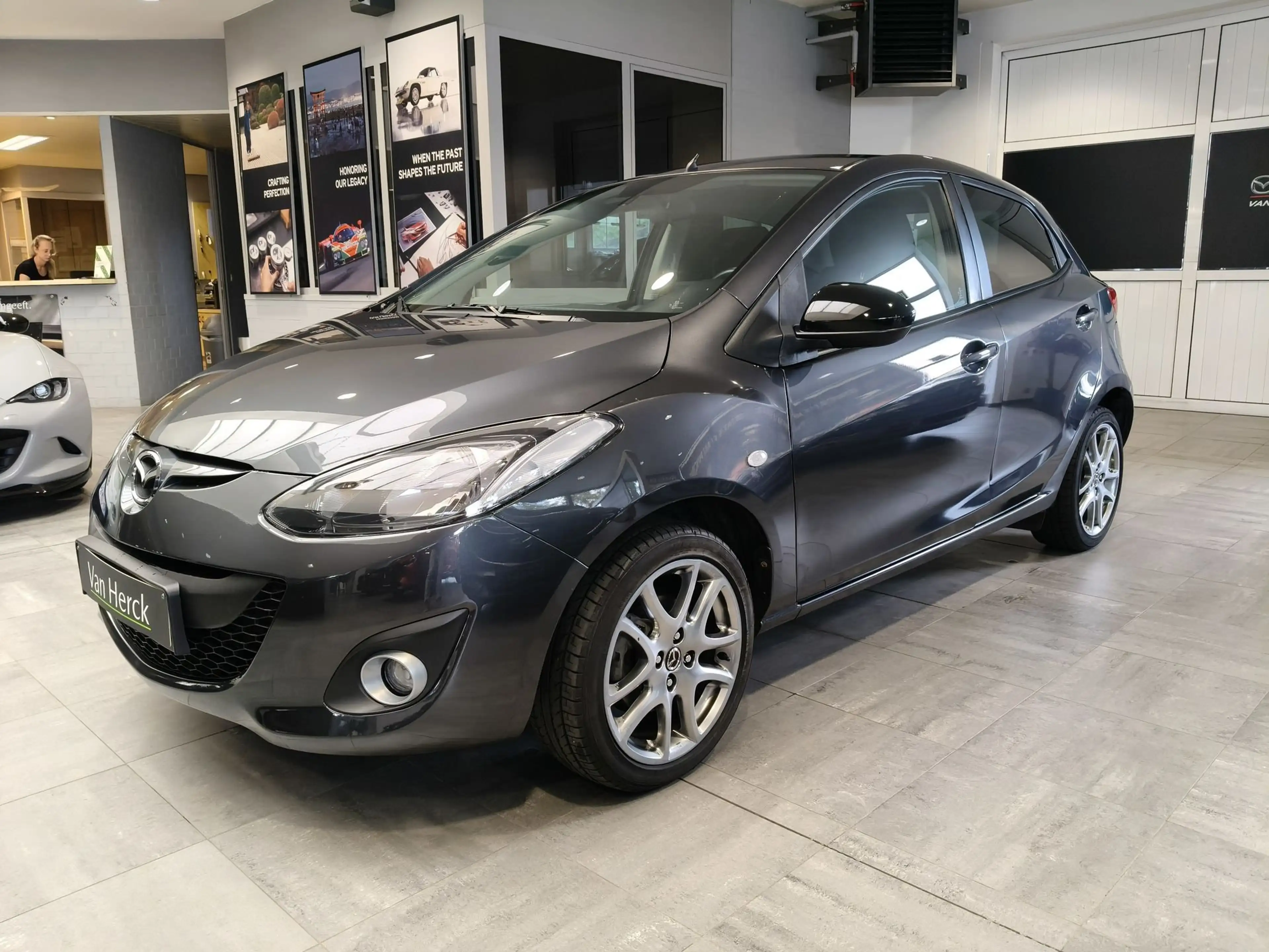Mazda 2 1.3i Sportnavigator