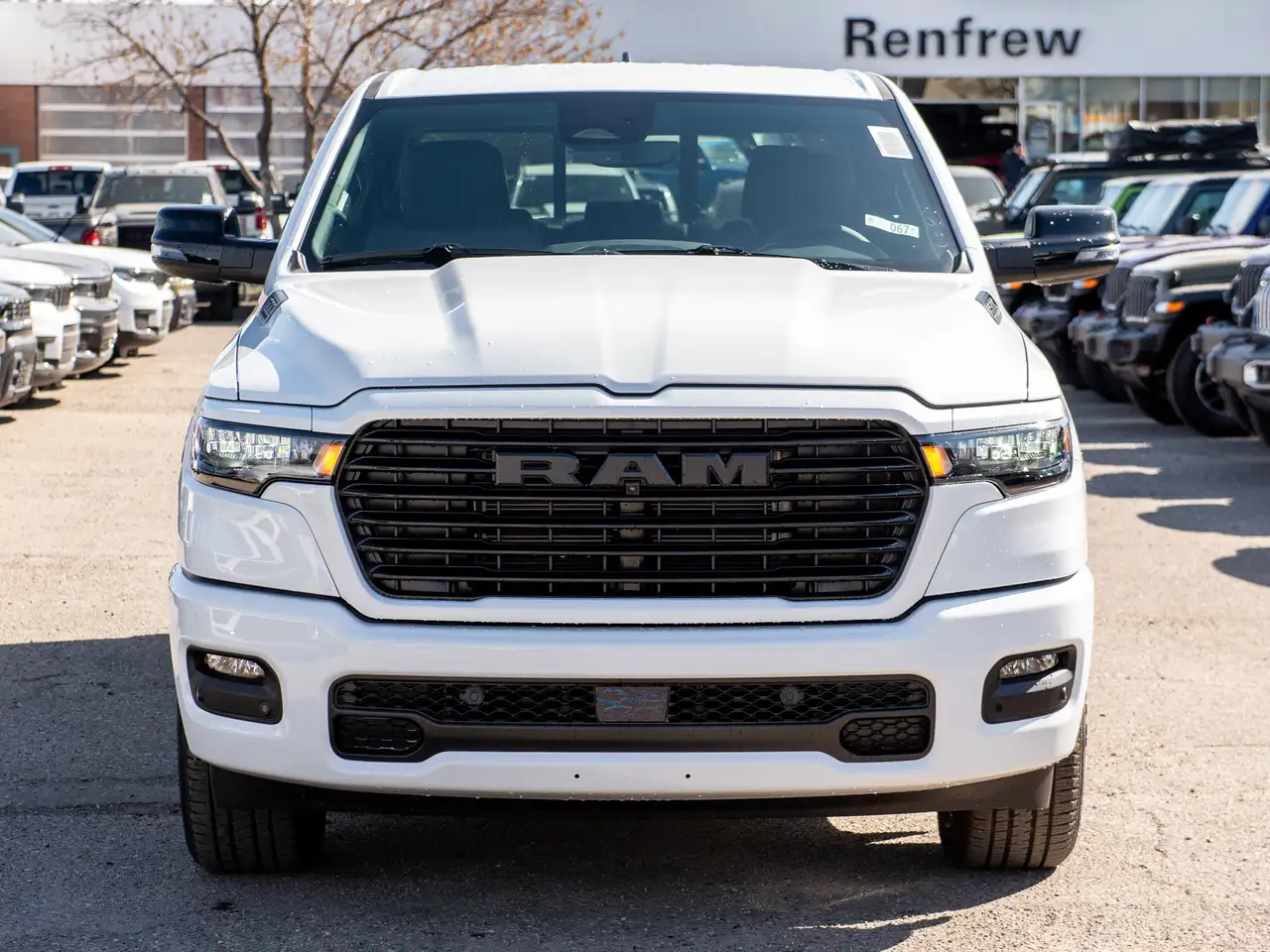 RAM 1500 снимка RAM 1500