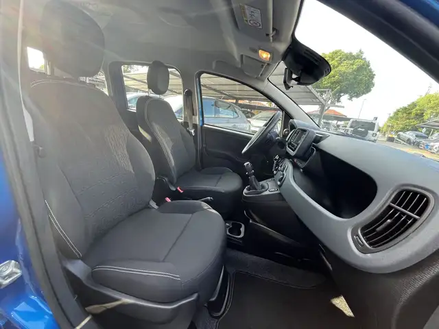 Fiat Panda view 11