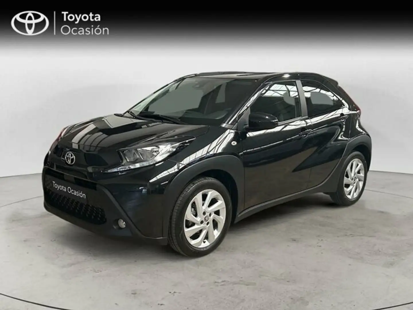 Toyota Platz 5 Puertas Play 70 Automático (e-CVT) Noir - 1