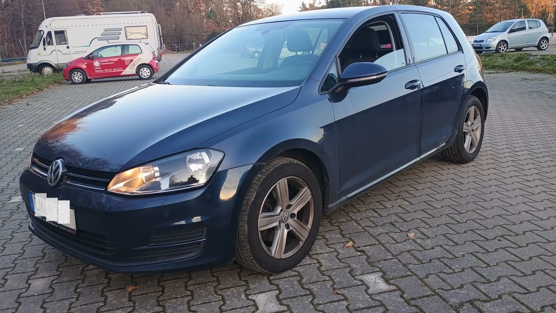 Volkswagen Golf Comfortline BMT*Automatik*Zahnriemen Neu* Bleu - 1