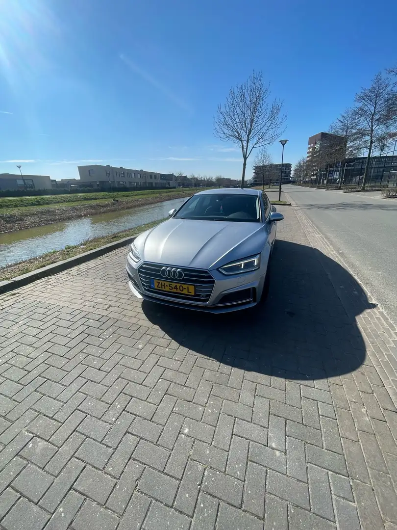 Audi A5 2.0 TFSI MHEV D. PL+ Gris - 2