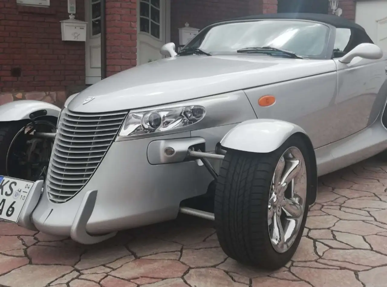 Plymouth Prowler