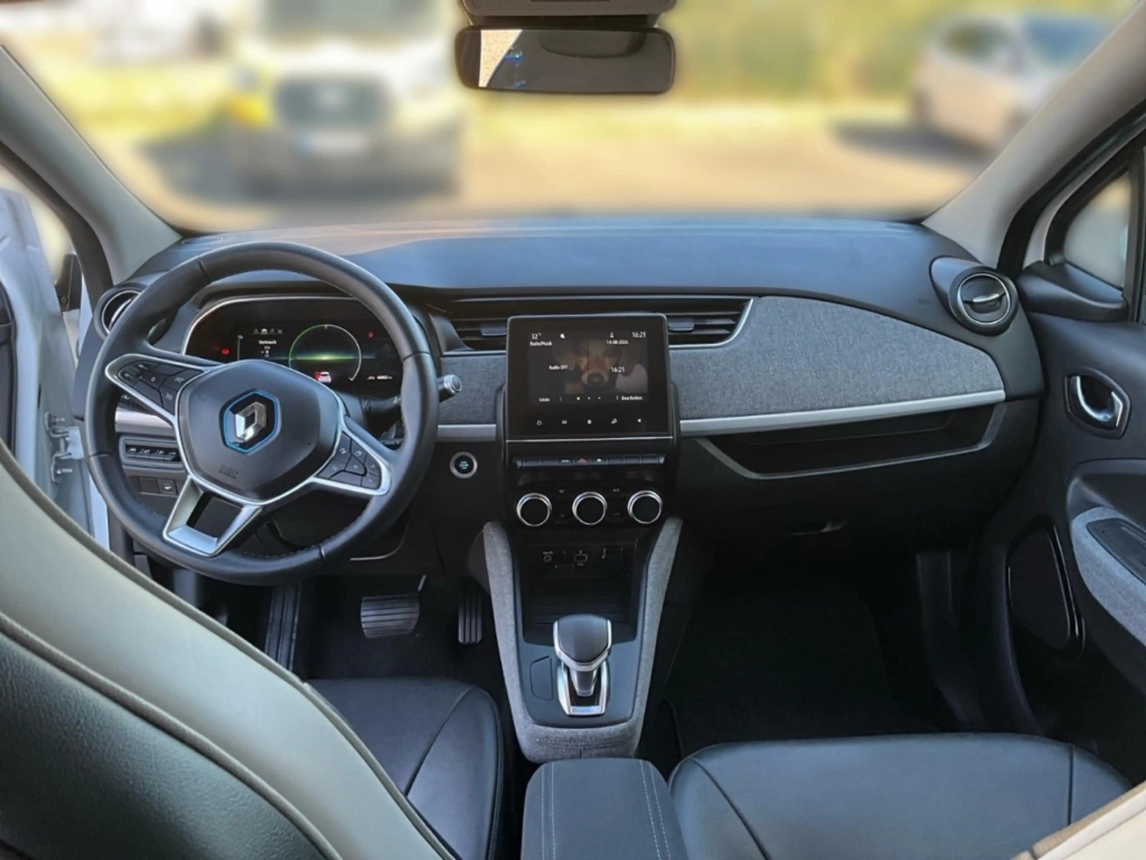 Renault ZOE Experience Digitales Cockpit LED Apple CarPlay — photo 12