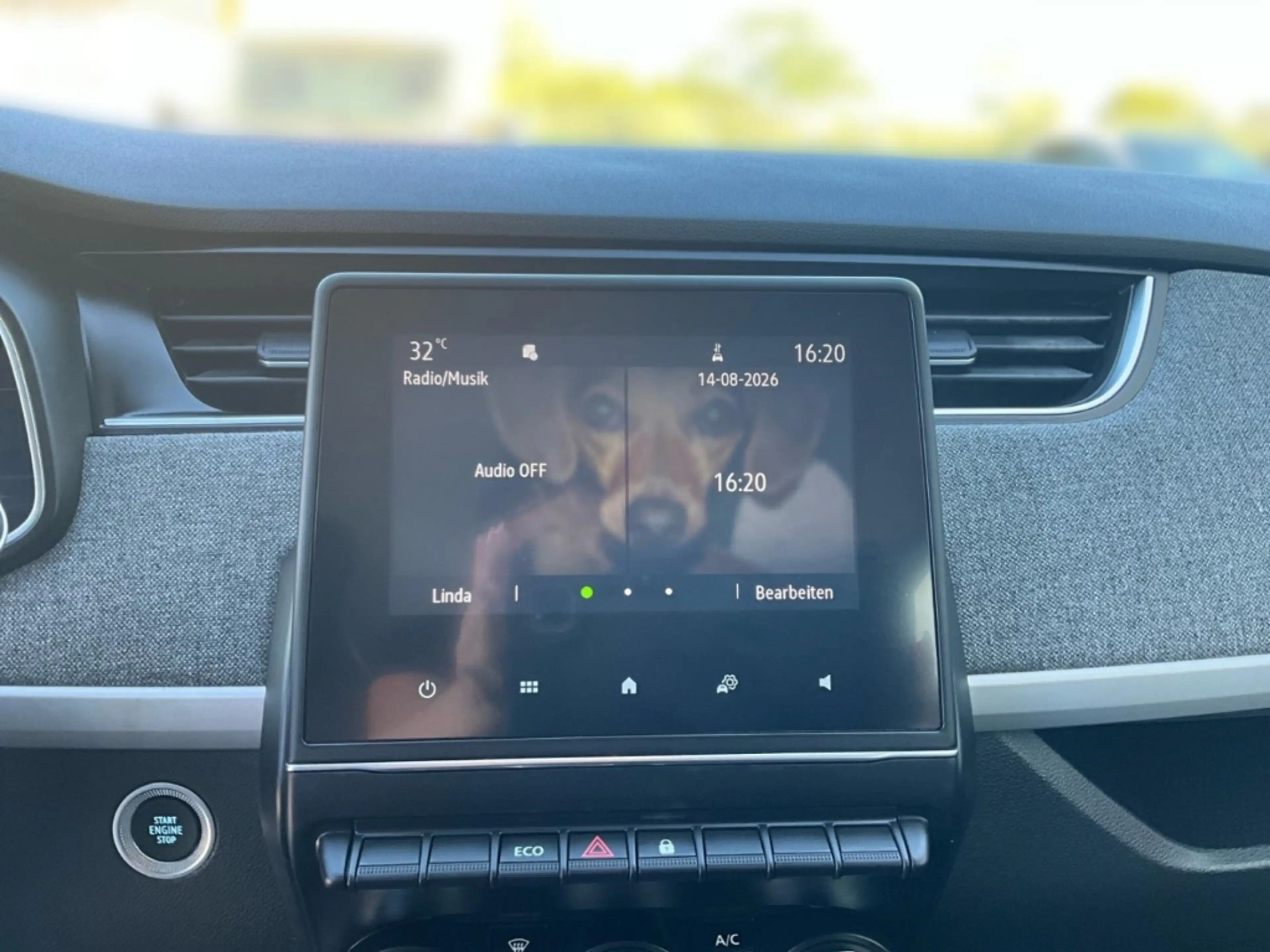 Renault ZOE Experience Digitales Cockpit LED Apple CarPlay — photo 11