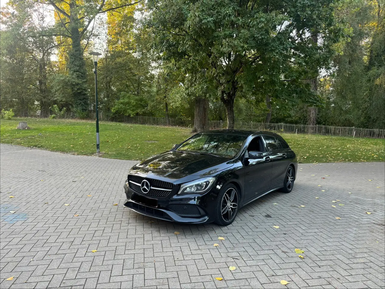 Mercedes-Benz CLA 180