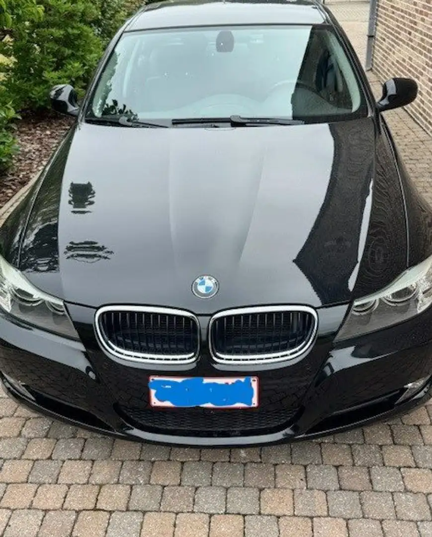 BMW 318 318d Zwart - 1