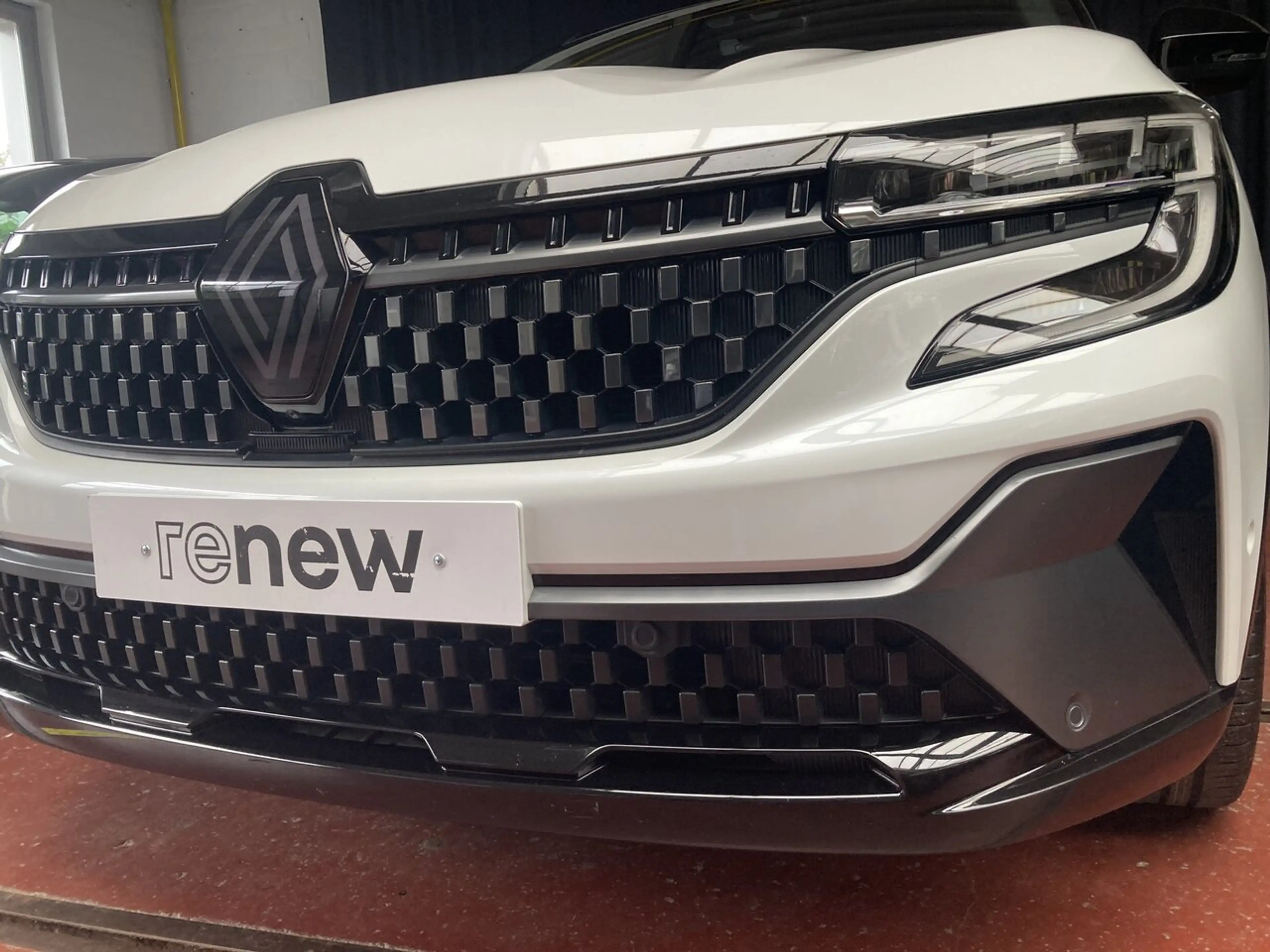 Renault Austral E-TECH Full Hybrid 200 Pk  Iconic Esprit Alpine...