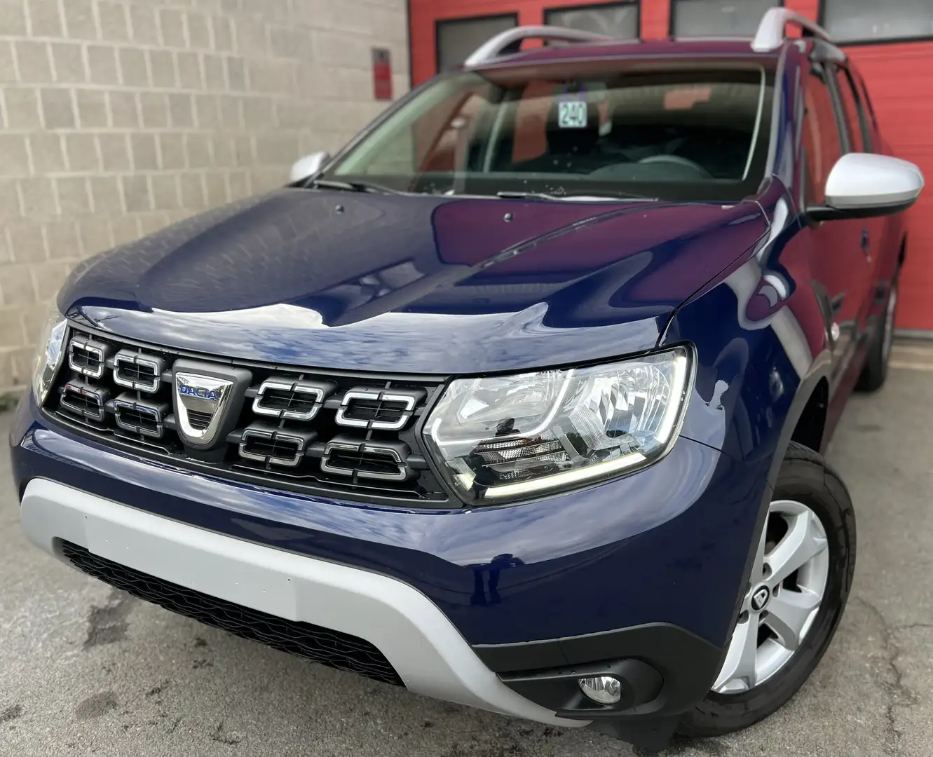 Dacia Duster 1.0 TCe Comfort + CLIM + CAR-PASS Bleu - 1