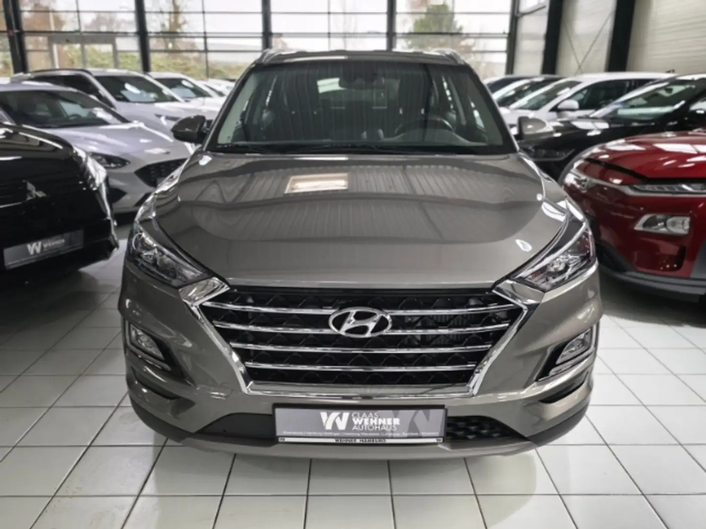 Hyundai TUCSON Hyundai Tucson 1,6 CRDI mild Hybrid Trend 2WD Navi Grau - 2