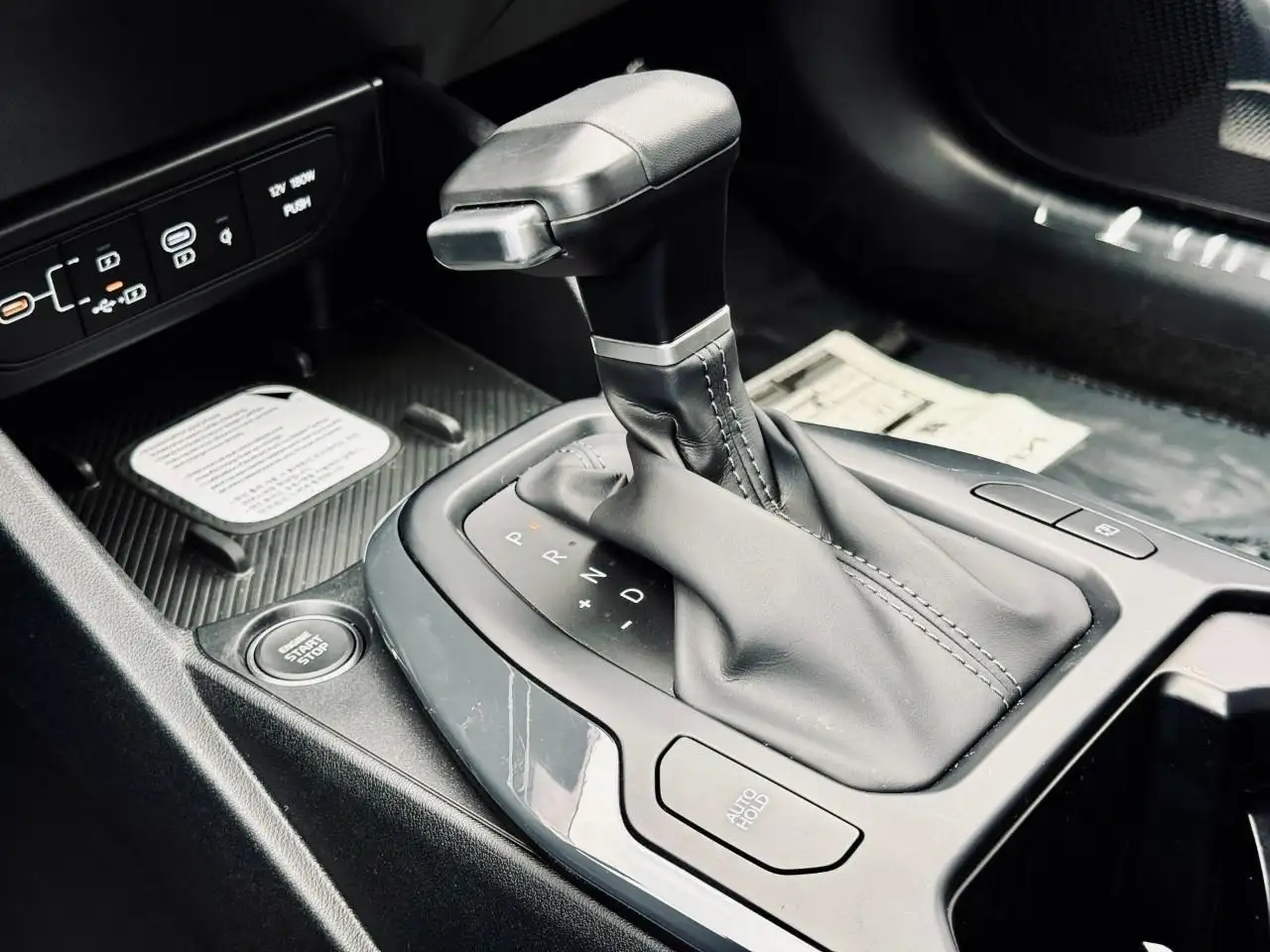 Kia K4 снимка Kia K4